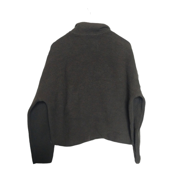 Roots Cropped Half Button Green Sweatshirt - Picture 3 of 9